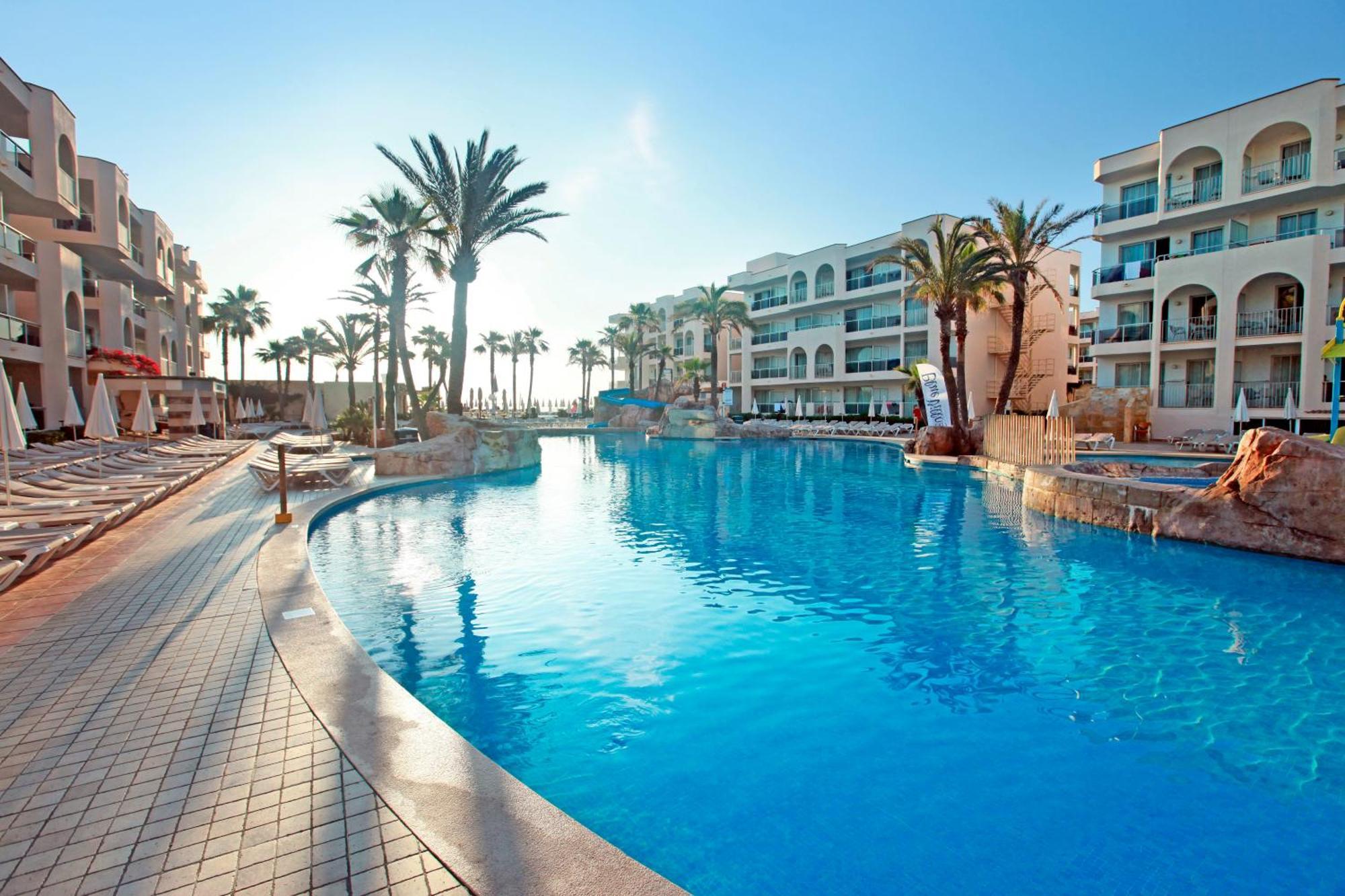 Grupotel Alcudia Pins Can Picafort  Exterior photo
